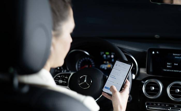 手机pin码是什么:原创
                奔驰车载支付系统亮相，搭载“Mercedes pay+”支付系统